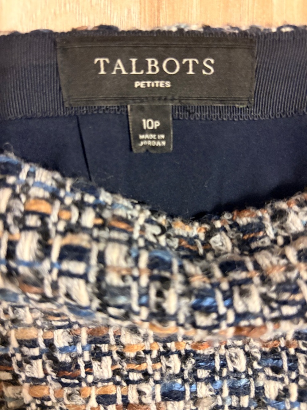 Talbots Petites multicolor tweed pencil skirt.